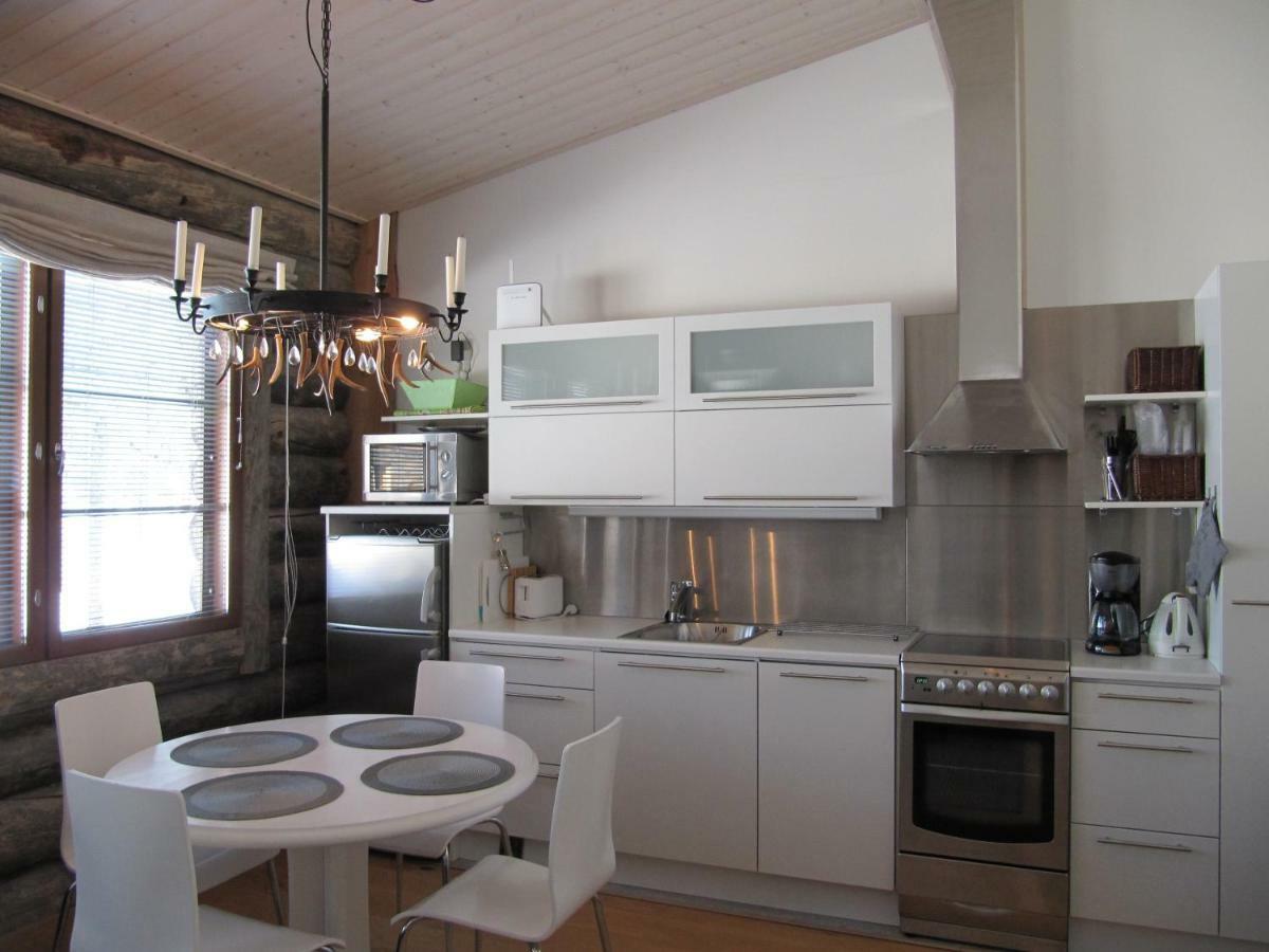 Lapin Kutsu Log Cabins ซาริเซลกา ภายนอก รูปภาพ